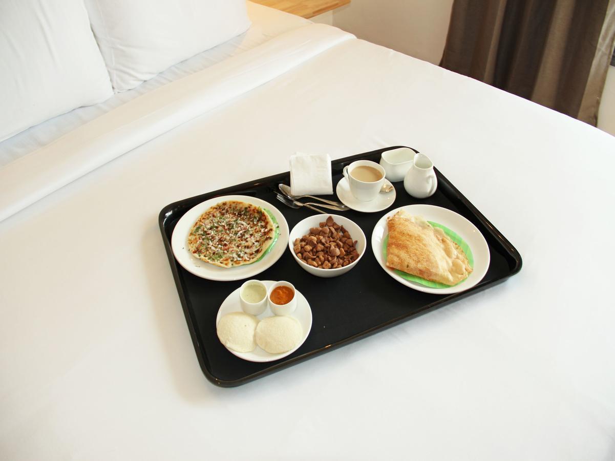 Hotel Shubham Panvel Bagian luar foto